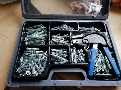Hohlwandanker Befestigungen Gipskarton Hohlraum Schwerlast Metall 166 insgesamt verpackt