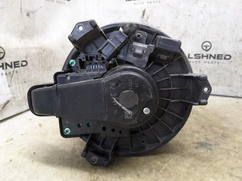 Двигатель вентилятора кондиционера в сборе для Jeep Wrangler 2014-2018 годов выпуска 68232369AA от оригинального производителя - Изображение 4 из 4