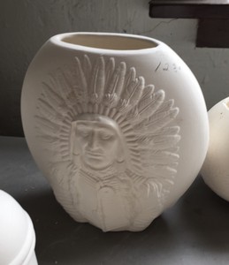 ceramic-bisque-Native-Indigenous-Chief-vase-7-pottery-ready-to-paint