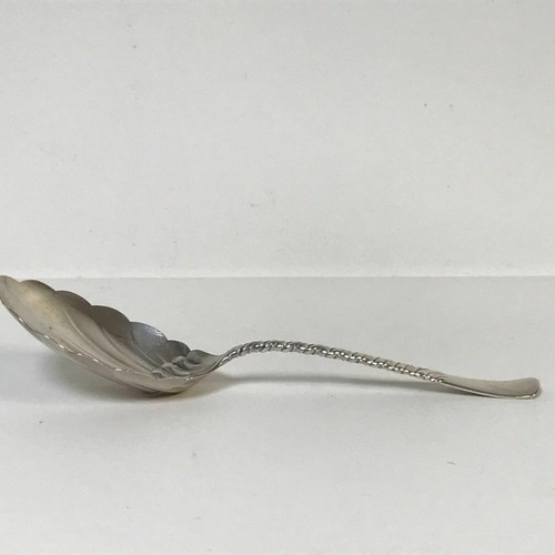 Gorham Sterling Colonial Pattern Shell Form Serving Spoon 8.75" - 第 2/7 張圖片