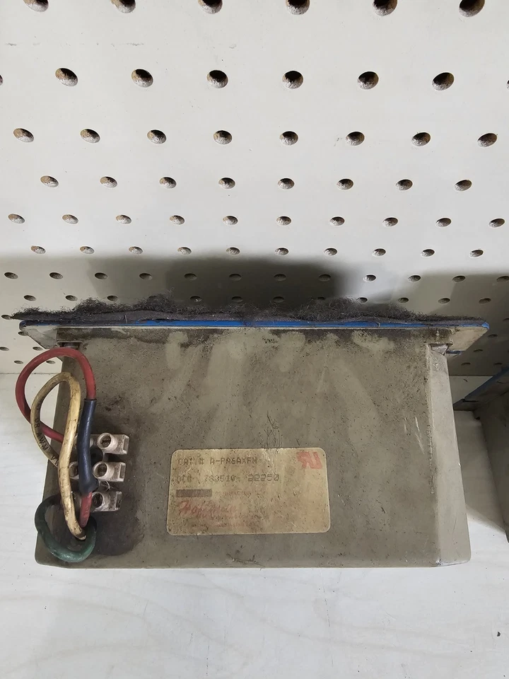 Lote de dos (2) ventiladores de refrigeración industriales Hoffman Cat #: A-PA6AXFN SIN PROBAR Foto 4 de 4