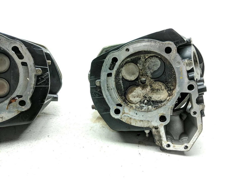 Testate Del Cilindro Del Motore BMW R1200GS 09-13 Per Parti - Immagine 4 di 4