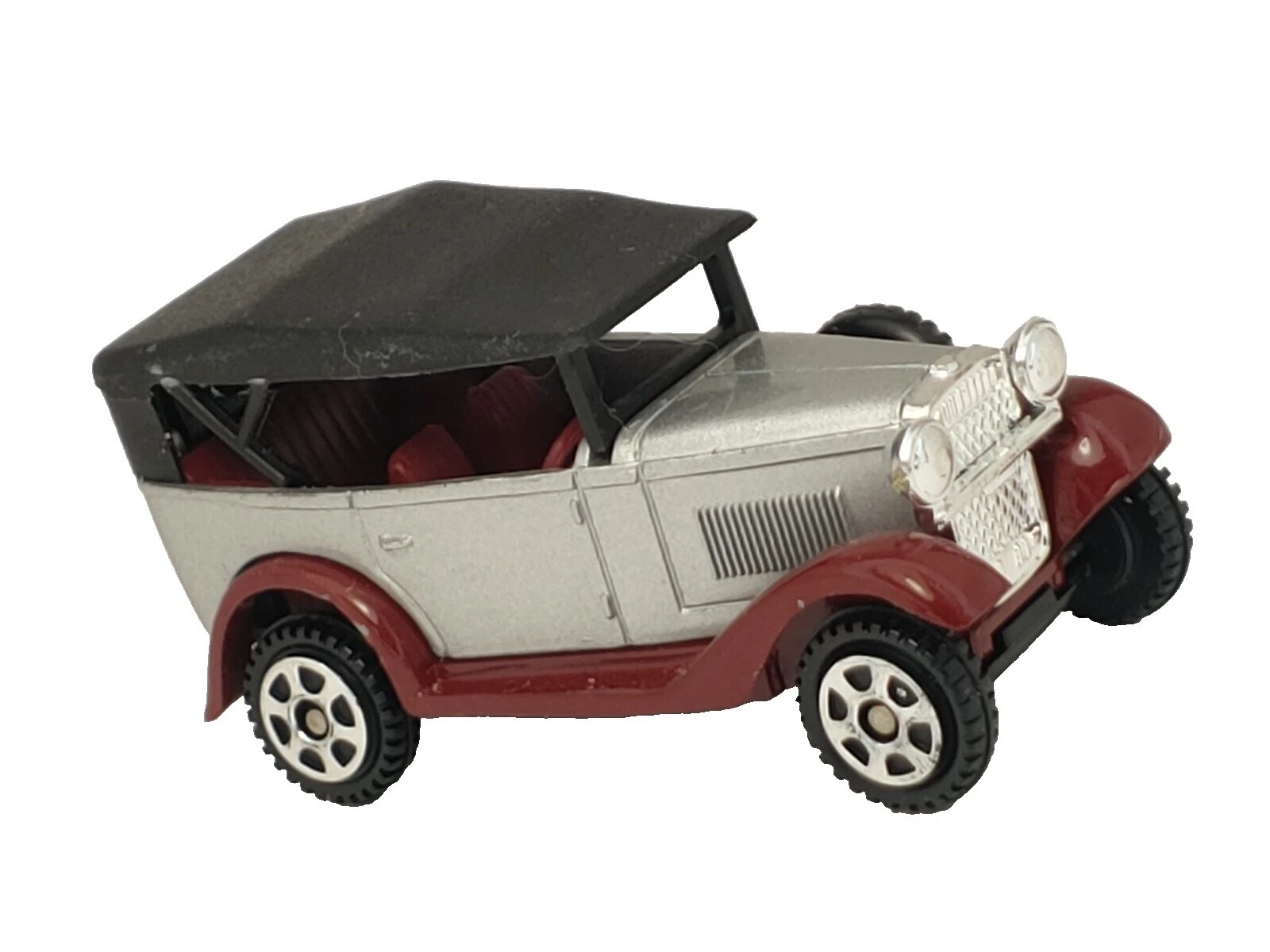 Tomica 现代制造 Datsun 压铸汽车、卡车和厢型车