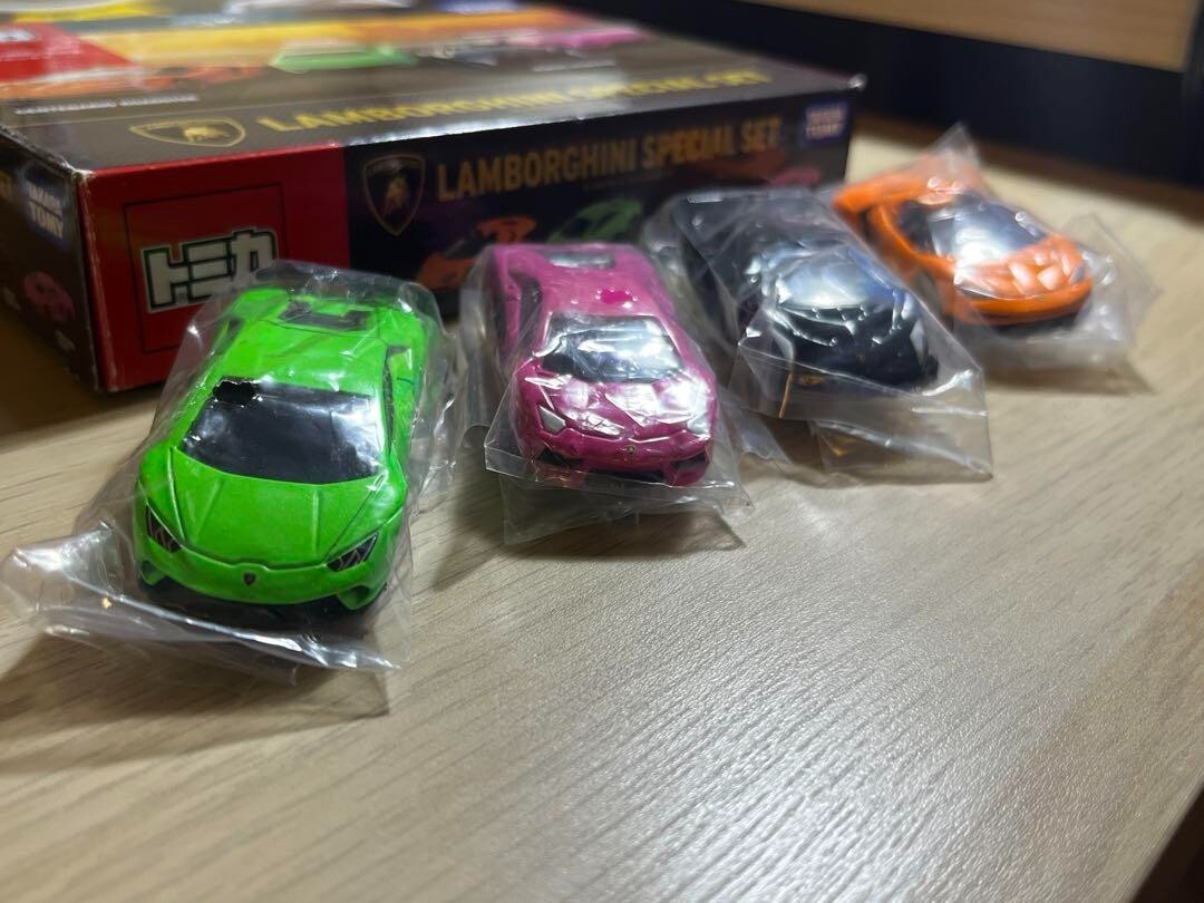 Tomica Lamborghini Special Set, 4 units, new (box opened/not