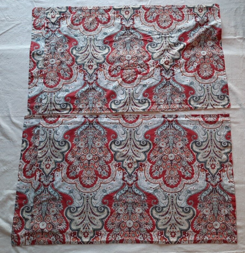 Pair of Pottery Barn King Size Red & Blue Jordana Paisley Pillow Shams - Picture 8 of 13