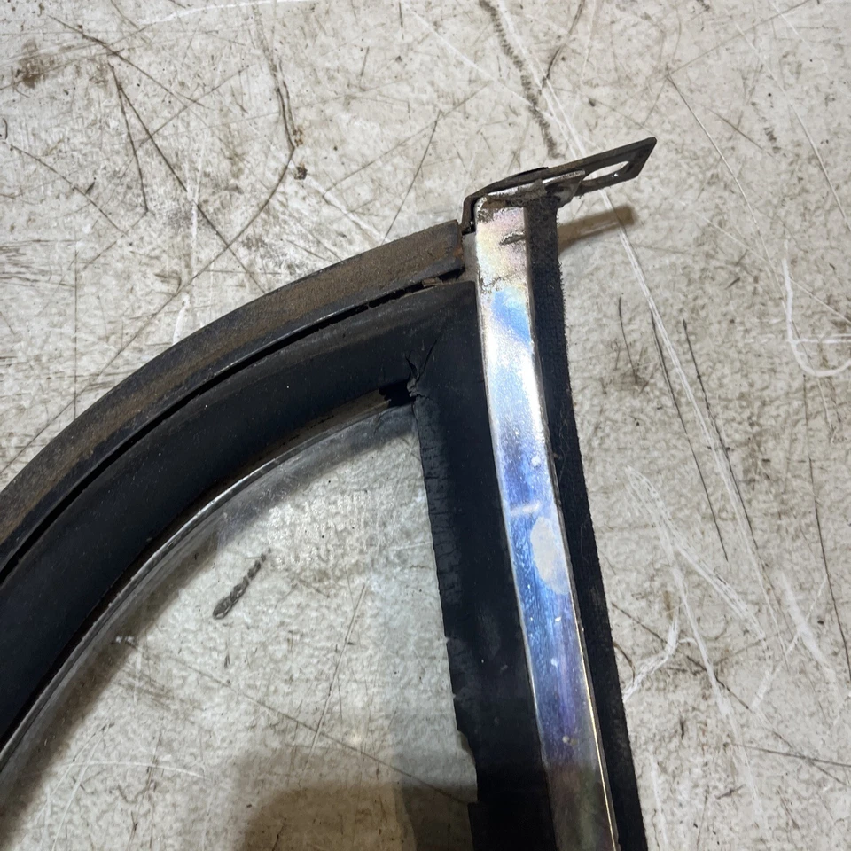 Mercedes Benz 220A 1955 pontón pasajero ventana de ventilación delantera Foto 3 de 4