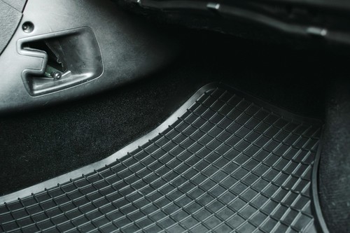 Alfombrilla Goma Conductor Alfa Romeo 155 año 1995-1999 Alfombrilla Goma Nueva - Imagen 12 de 12