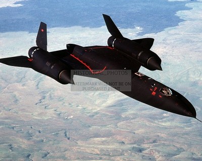 LOCKHEED SR-71A BLACKBIRD BEALE AIR FORCE BASE 1988 8X10 PHOTO