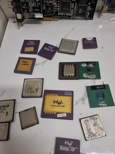 verschiedene SD Ram +CPU + Grafkarte+ PC Schrott ? Sammlung Konvult - Afbeelding 3 van 24