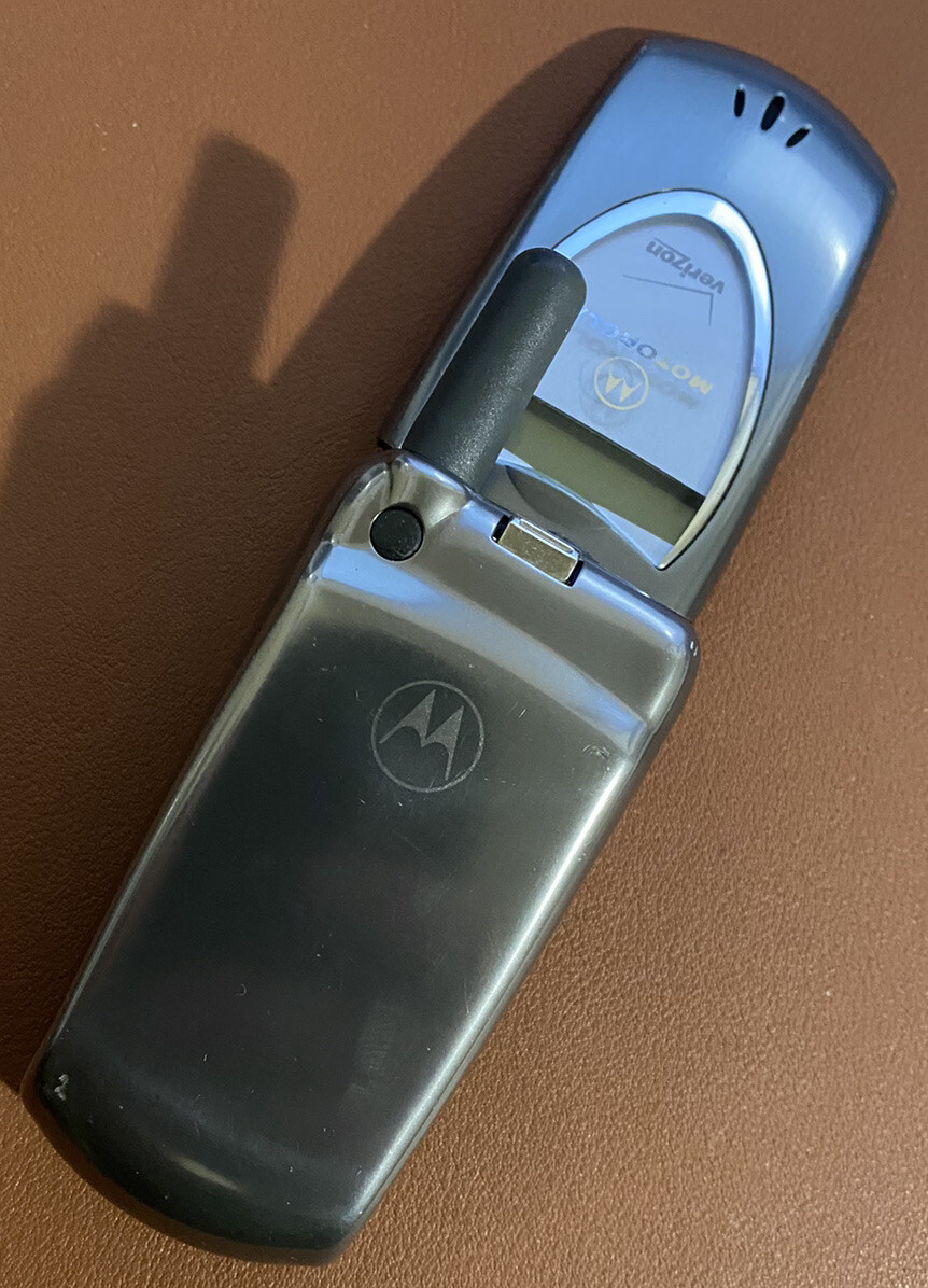 Motorola V60s Very Rare - For Collectors - No Sim Card - CDMA Great Condition