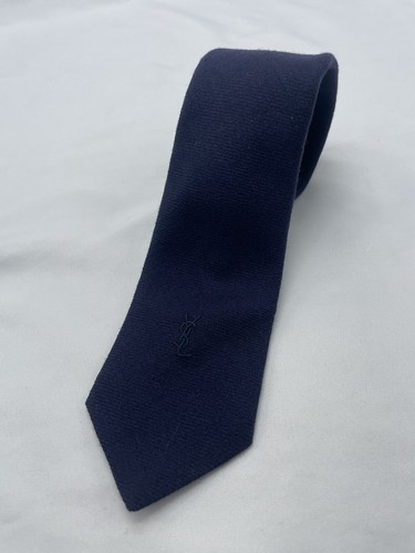 Yves Saint Laurent Mens Paris New York Pointed Tip Solid Navy Classic Necktie