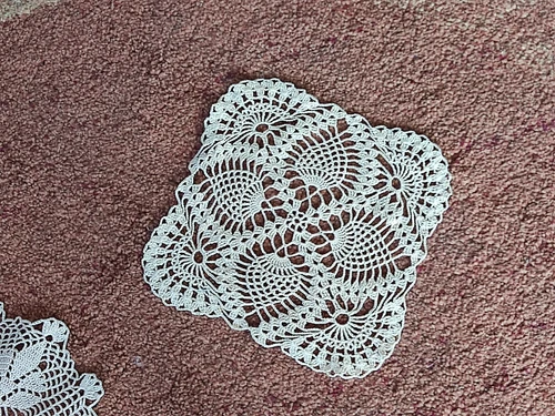 Pretty doily from GDR time, handmade