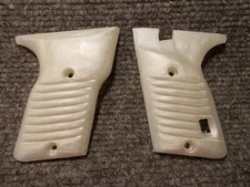 Custom Grips Cobra FS380, Lorcin L380 Pearl White