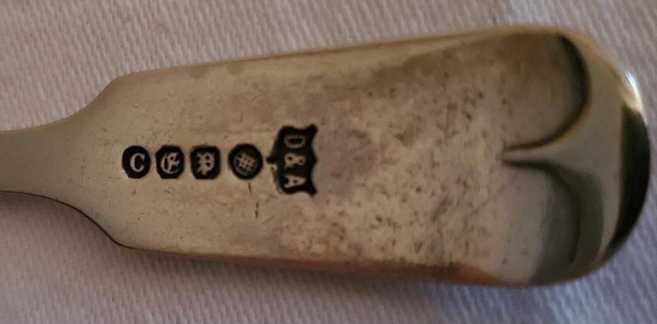 Antigua placa de plata, Daniel & Arter (D & A) Birmingham, patrón de violín, 2 cucharas Foto 4 de 4