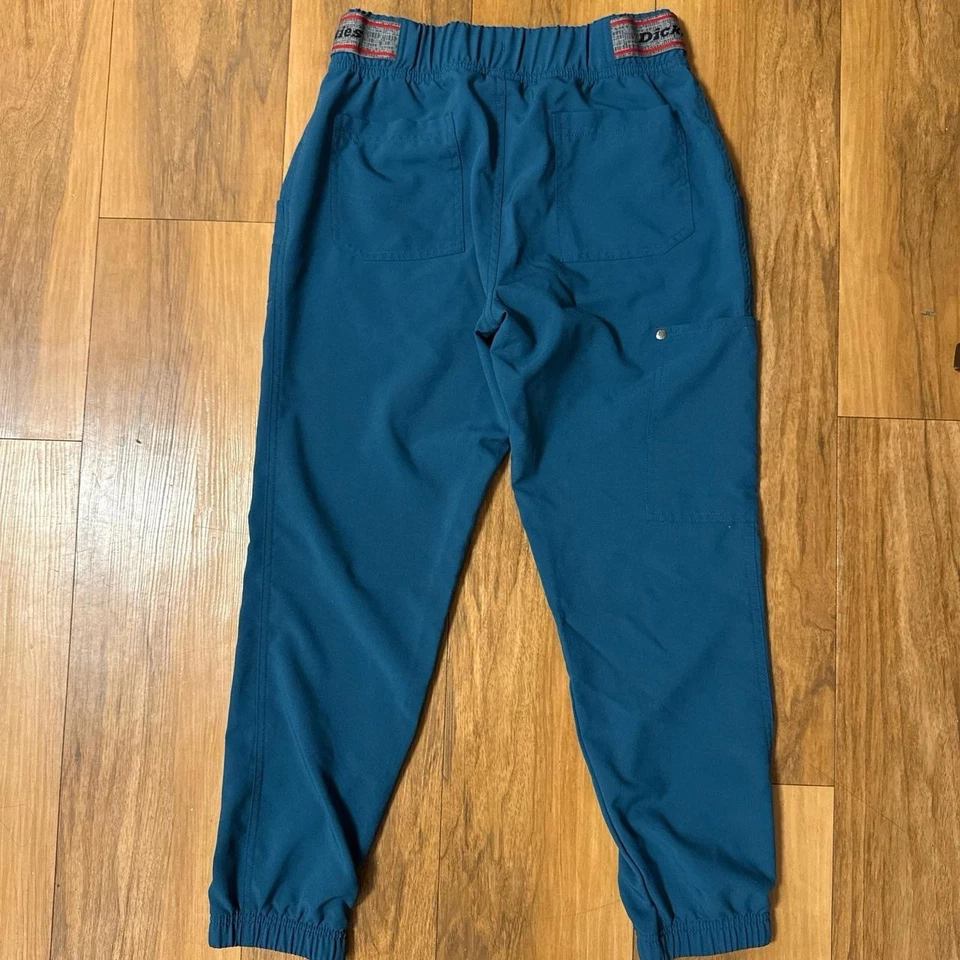Conjunto de Top Médico y Pantalones Blue Dickies, Talla Pequeña para Mujer’s Foto 3 de 4