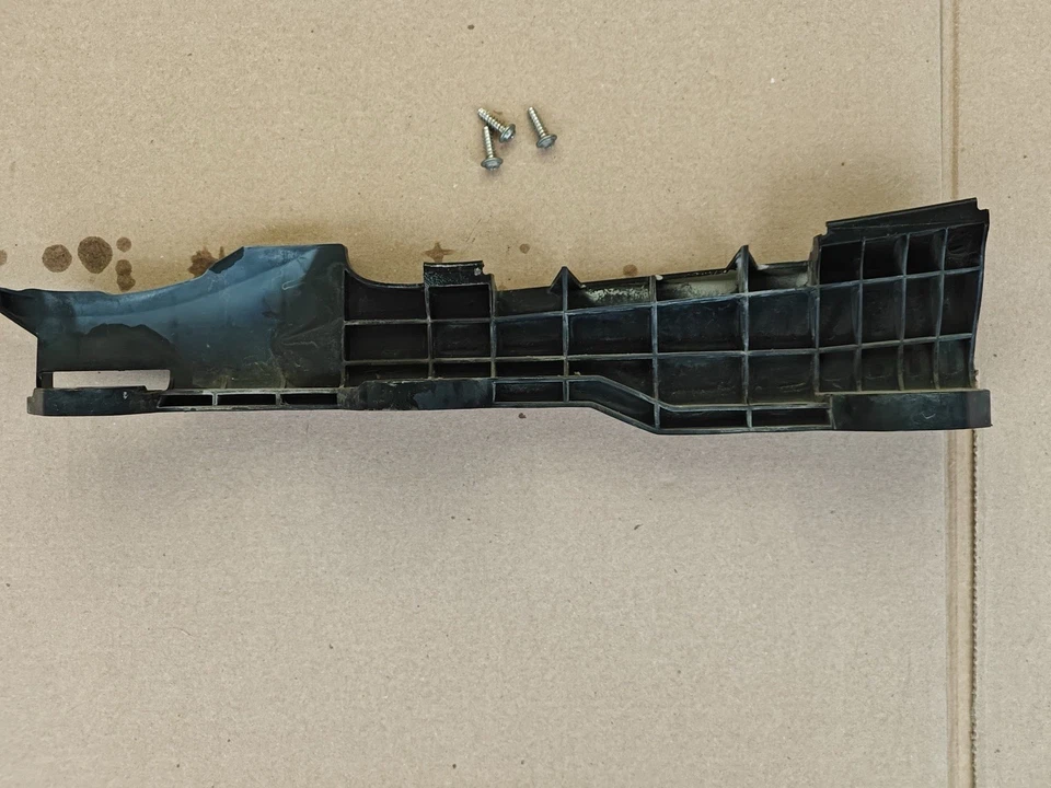 Par de soportes inferiores de faros delanteros OEM para Lexus GS300 GS350 GS430 GS450h 2006-2011 Foto 2 de 4