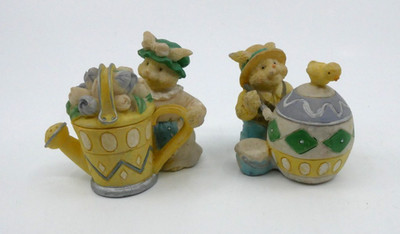 2'' VTG 1995 FML Bunny Flower Floral Resin Easter Figurine Trinket Box