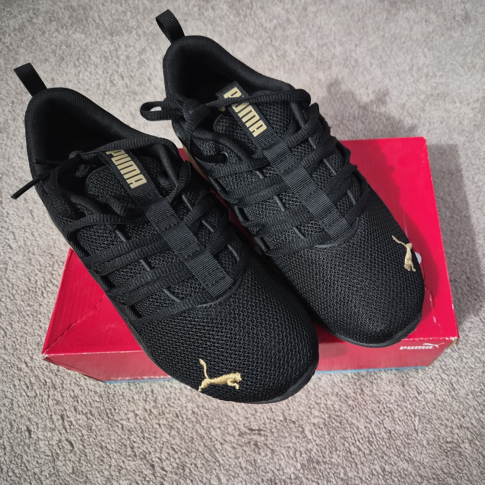 Athletic Shoes 37753701