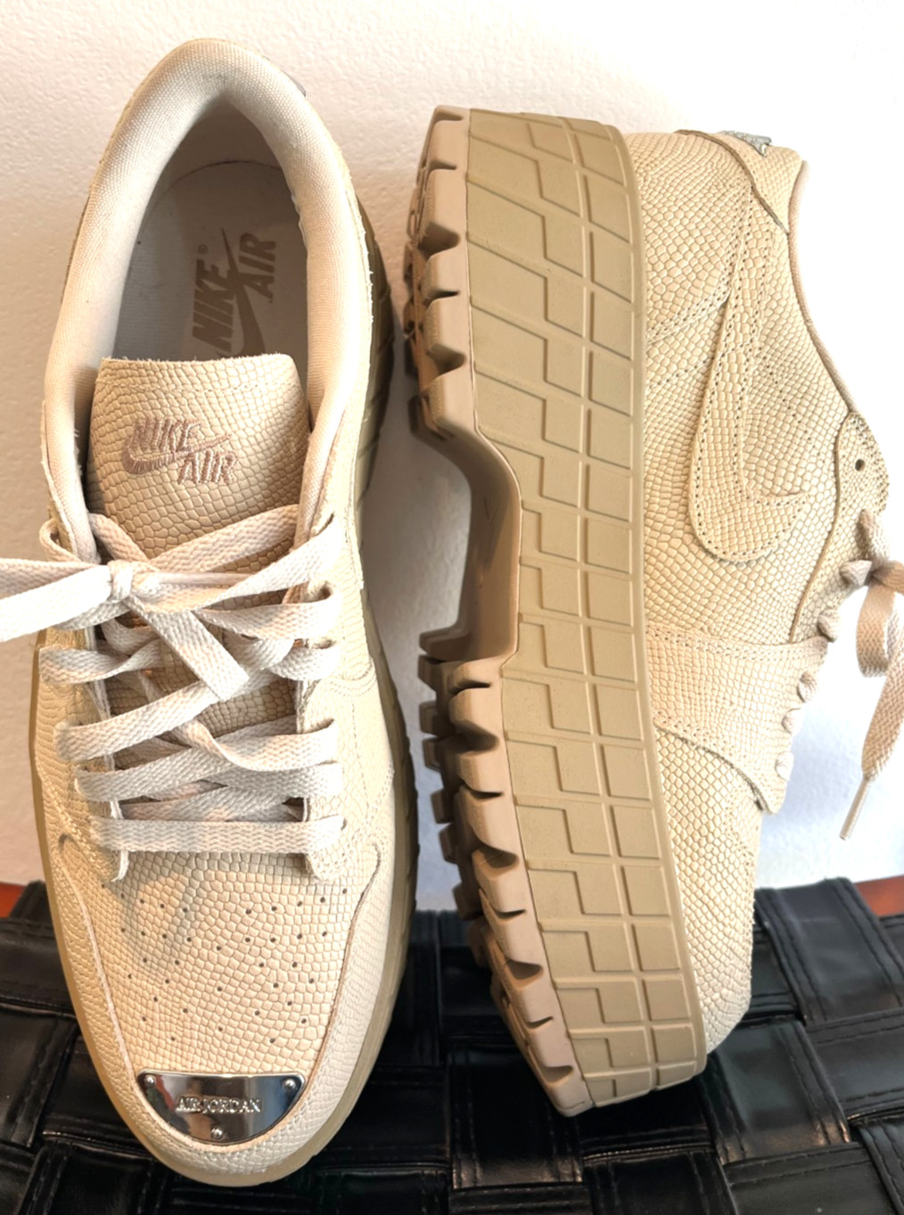 NEW Nike Air Jordan 1 Brooklyn Low Women’s Rattan Desert Camo Size 12
