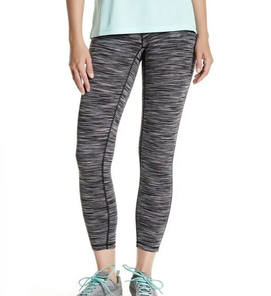 Zella Live In Spectra Leggings XS Black White Stripe Spacedye Pants 7/8  Yoga