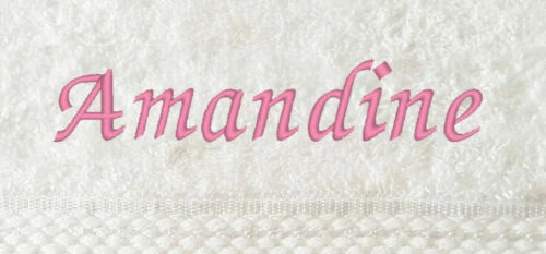 Serviettes, draps et gants de salle de bain blanc sans marque