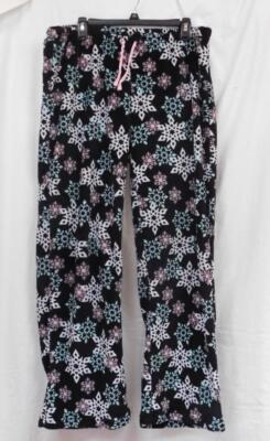 GU - Ms. Plus Fleece Snowflake Lounge Pants from Just Love - Black/Multi - 2X