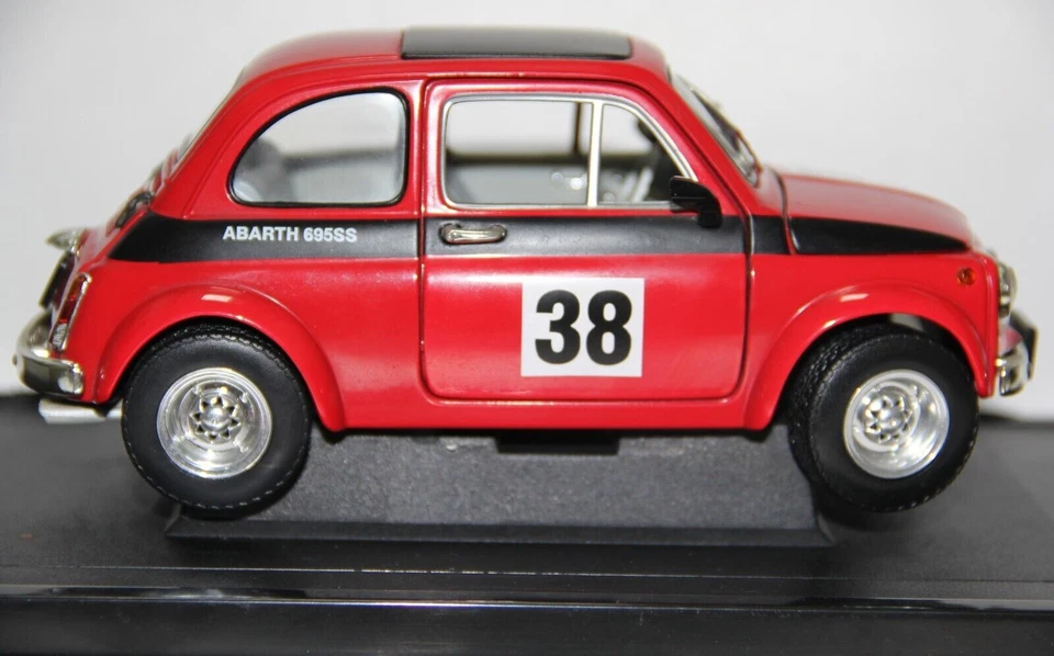 ROAD SIGNATURE 1:18 AUTO YAT MING FIAT 1963 ABARTH 695SS ROSSO ART 92338 - Immagine 3 di 4