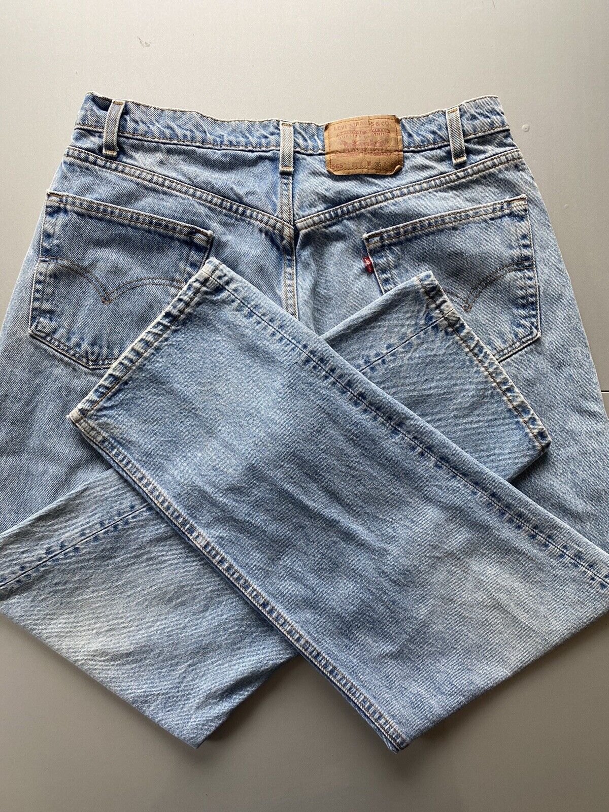 Vintage 90s Levis 565 Loose Fit Wide Leg Blue Light Wash Made In USA Jeans  36x32 | eBay