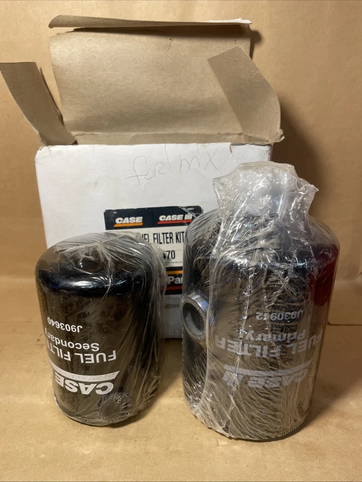 New Genuine OEM Case Fuel Filter Kit A77470, J925274 and J903640 - Image 2 of 4