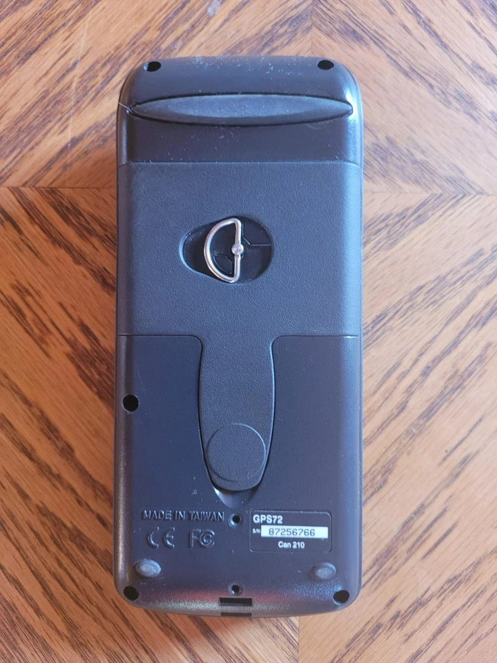 Garmin Hiking, Marine or Sea and Travel GPS 72 - Image 2 of 4