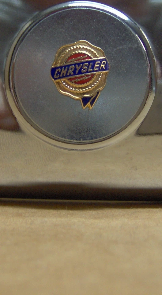 1946 1947 1948 1949 1950 1951 1952 1953 1954 1955 1956 Chrysler TISSUE DISPENSER - Image 2 of 2