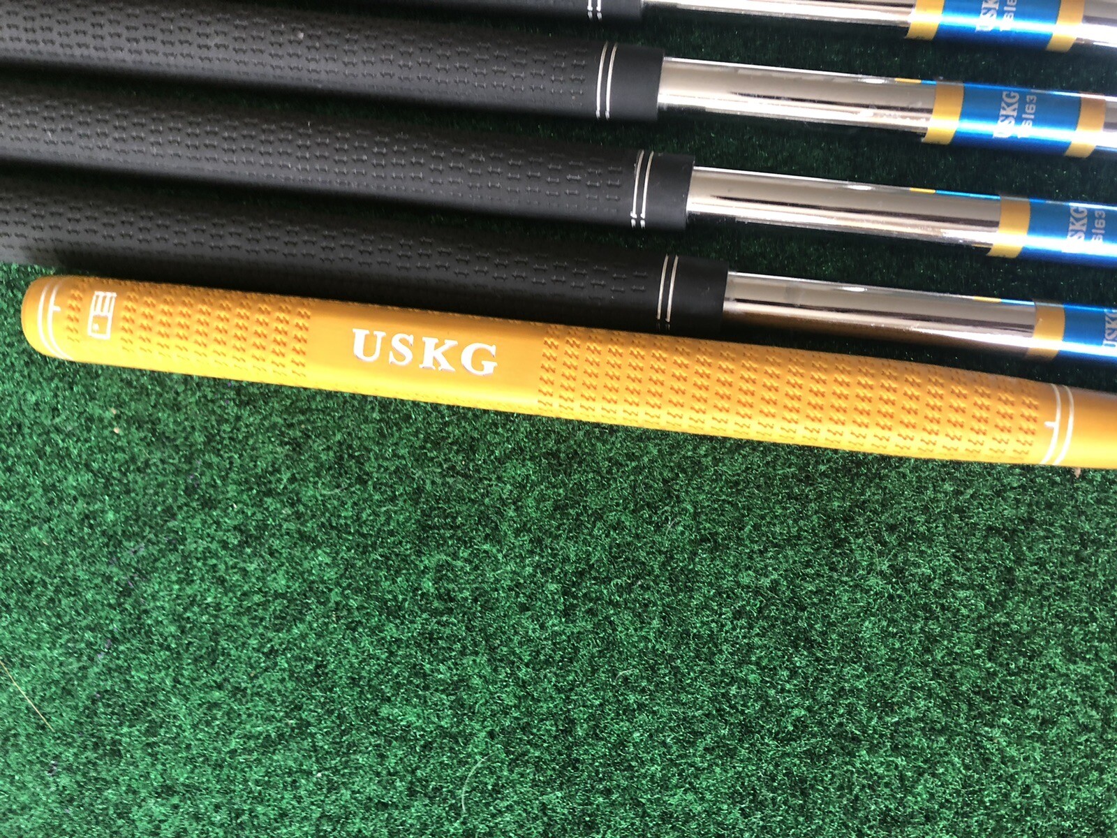 USKG Tour Series V5 431 Stainless Iron Set 5-PW,SW& Putter/Lightweight Steel