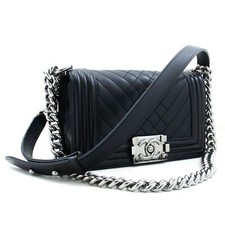 p93 CHANEL Authentic Small Boy Chain Shoulder Bag Black Quilted Flap Calfskin
