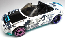 HOT WHEELS 2022 MAZDA MX-5 MIATA ROTIFORM BIANCO E NERO 1:64 PRESSOFUSO 2 5/8" AUTO