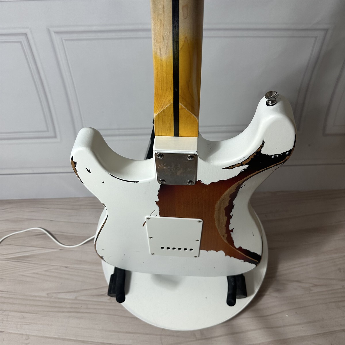 6 String Relic White ST Electric Guitar Alder Body Solid