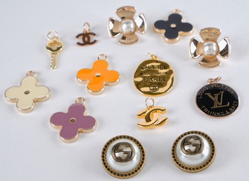 Mixed Lot Of 13 VTG Mod Assorted Designer’s LV Gucci Zipper Pull And special