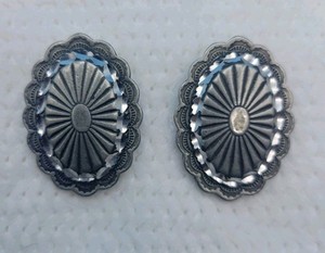 Southwestern Concho Button Covers Silver Tone Sunburst Scalloped Oval Pair 1.4"