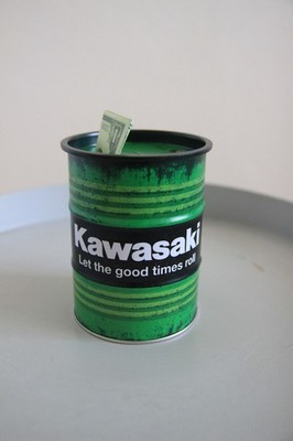 Kawasaki Spardose Metall Fass Barrel Öltonne 600ml Retro Deko Geschenk Biker