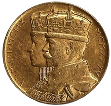 1935 UNION OF SOUTH AFRICA KING GEORGE V & MARY JUBILEE 32 MM MEDAL UNC+