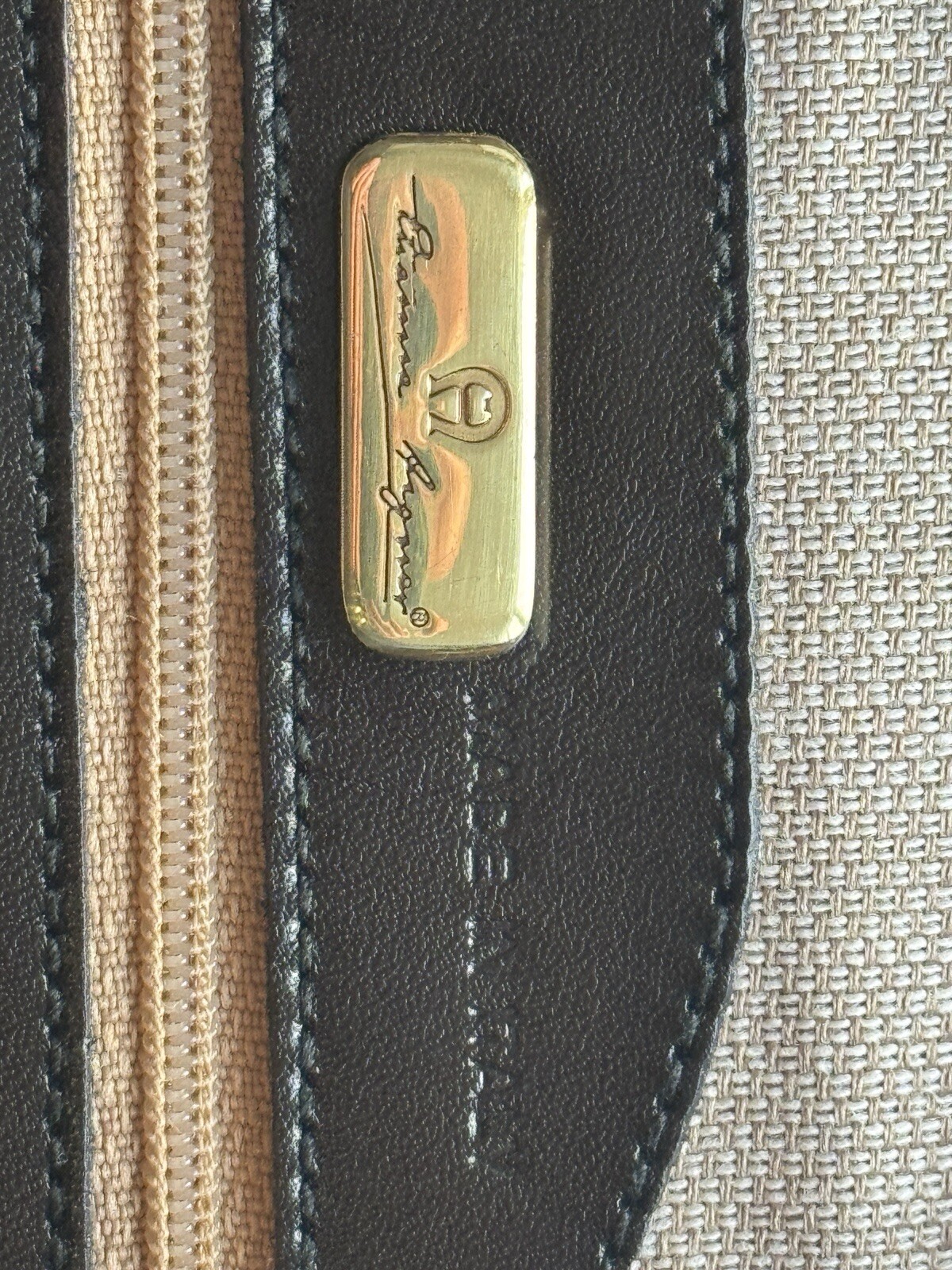 Picture 17 of 24