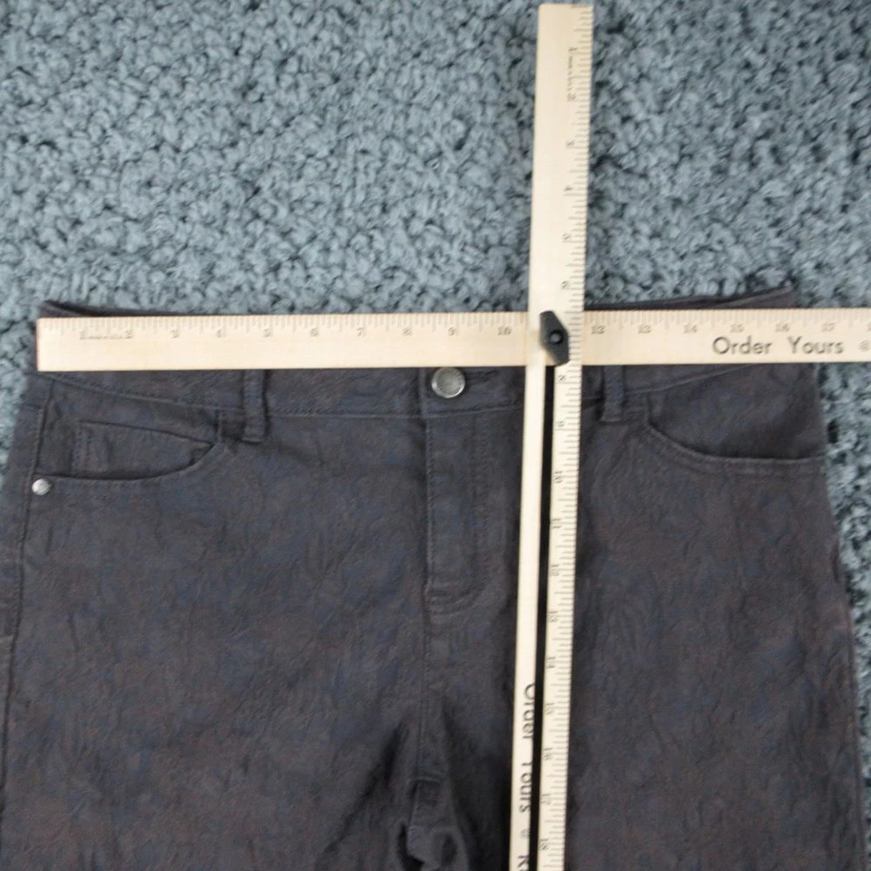 Shorts jeans feminino Vera Wang 8 cinza texturizado 32x8,5* - Imagem 3 de 4