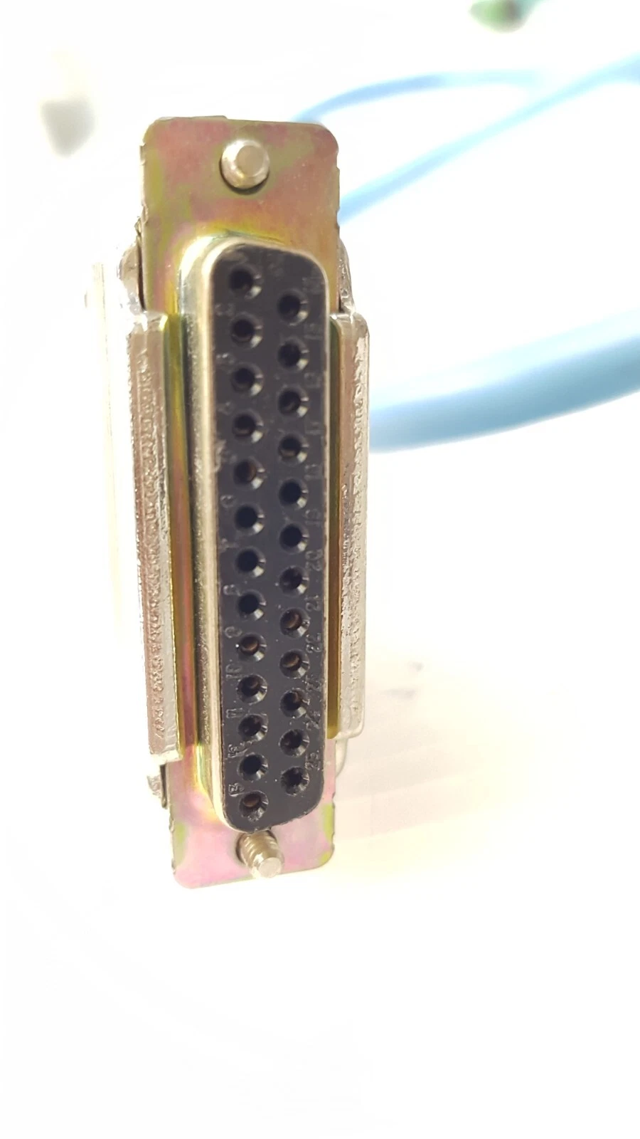 25-pin female D-sub connector on the spectrometer end of the cable