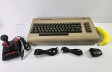 The C64 Maxi By Retro Games con 64 giochi e joystick - testato e funzionante
