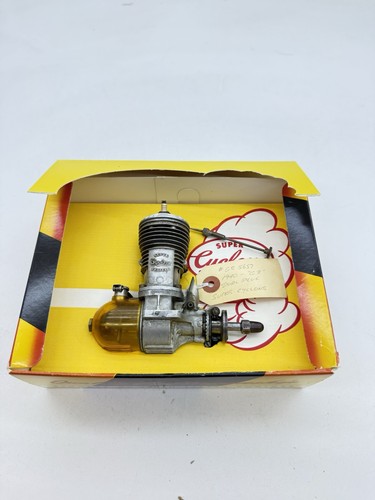 1940 Super Cyclone .65 Dual Plug GR 5657 Spark Ignition Engine M7 - Picture 2 of 8
