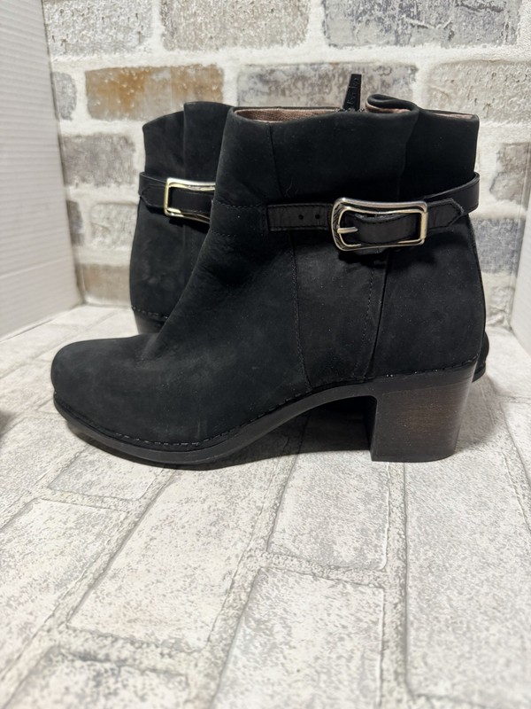 Dansko Hartley Ankle Boots Sz 40-9-9.5 Black Nubuck Side Zipper Chelsea Clog