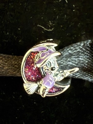 2025 DISNEY PANDORA CHARM HALLOWEEN MINNIE WITCH BROOM MOON GLOW