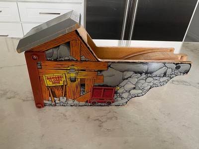 Thomas the Train Wooden Railway Danger Closed Mine Tunnel Track 2003