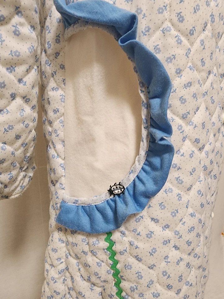 Roupão acolchoado vintage Laura Dare azul fofo bolso flores meninas tamanho 14 Saks 5º - Imagem 3 de 4