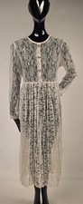 VINTAGE 1970  S WHITE FLORAL LACE DRESS W SATIN FLORAL TRIMMED FRONT
