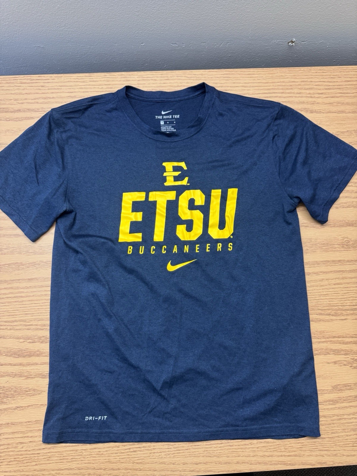 ETSU Medium Nike Bundle 4 Shirts - image 3